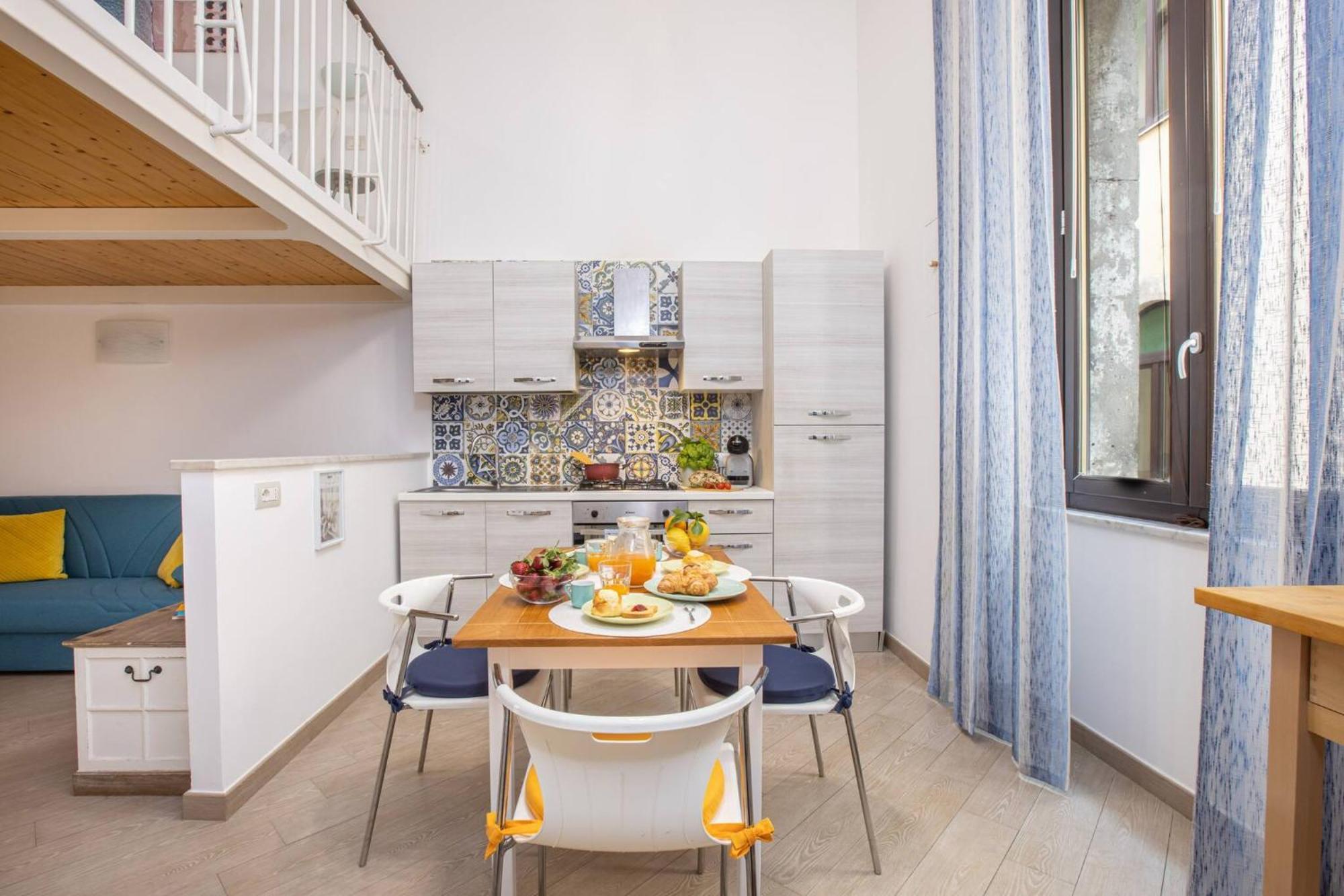 Cosy House Under The Arches In Sorrento Old Town Apartment Exterior foto